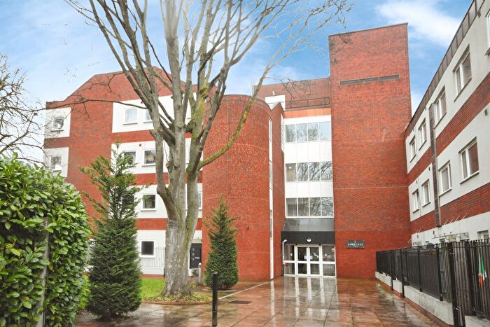 1 Bedroom Flat For Sale In Collingwood Road, Witham, CM8