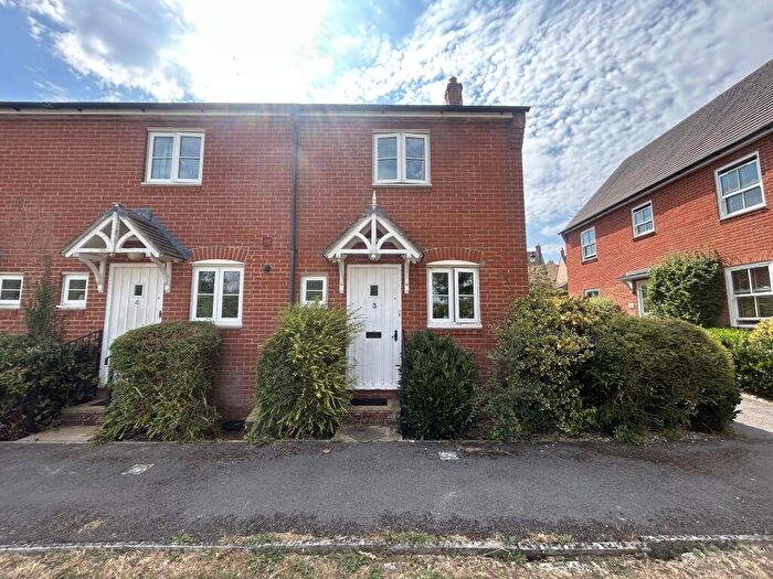 2 Bedroom End Of Terrace House For Sale In Mulberry Close, Gillingham ~ Ideal For First Time Buyers And Investors, SP8