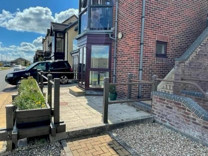 1 Bedroom Flat To Rent In Gaddarn Reach, Neyland, Milford Haven, SA73