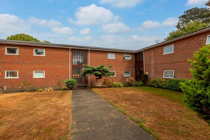 Studio To Rent In St. Johns Road, Sevenoaks, TN13