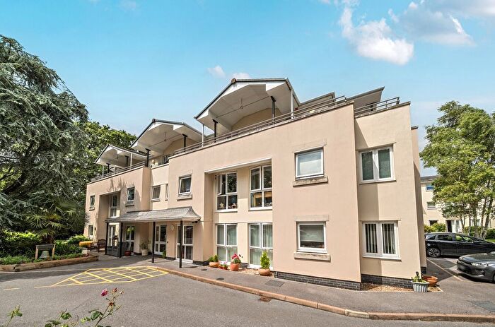 1 Bedroom Flat For Sale In Station Road, Plympton, PL7