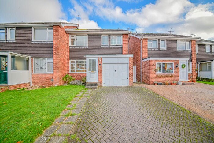 3 Bedroom Semi-Detached House For Sale In Itchen Avenue, Bishopstoke, Eastleigh, SO50