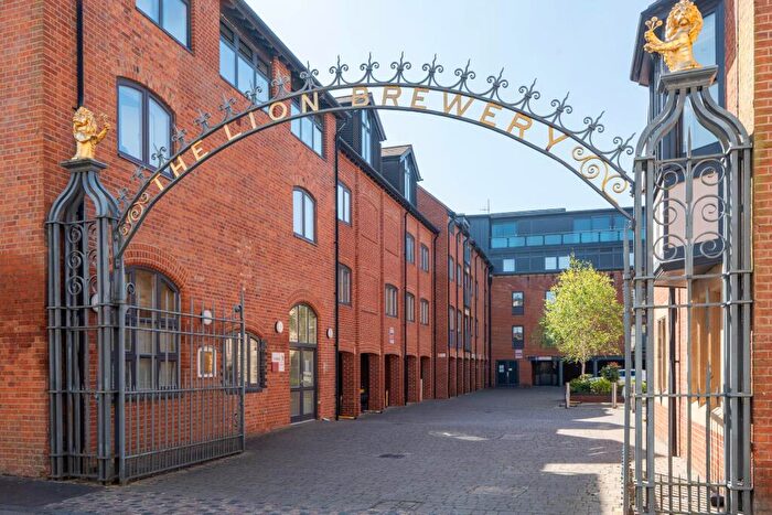 3 Bedroom Flat For Sale In St. Thomas Street, The Lion Brewery St. Thomas Street, OX1
