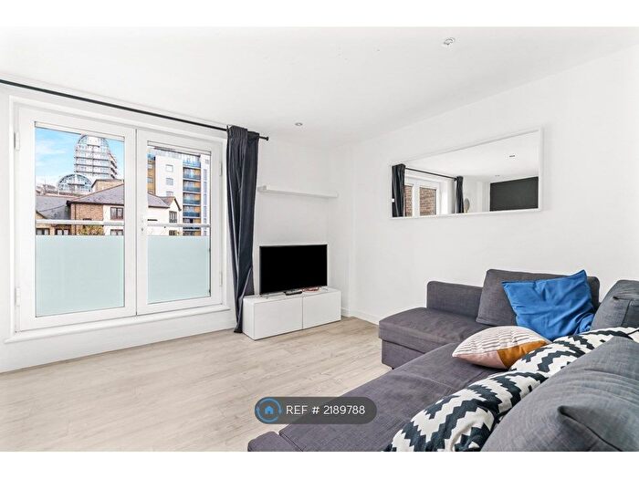 2 Bedroom Flat To Rent In Yeoman Street, London, SE8