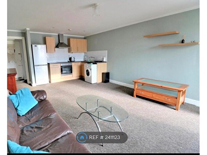 1 Bedroom Flat To Rent In Springfield Court, Doncaster, DN5