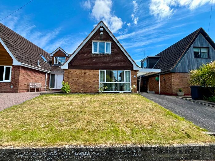 2 Bedroom Detached House To Rent In Mallory Rise, Birmingham, B13