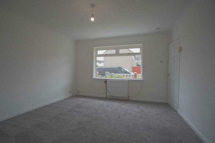 4 Bedroom Terraced House To Rent In Whitehill Avenue, Kirkintilloch, Glasgow, G66