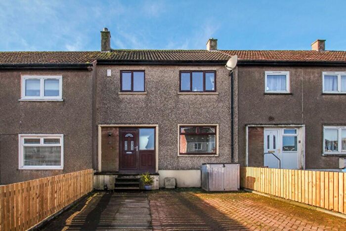3 Bedroom Terraced House For Sale In Drum Road, Dunfermline, Fife, KY11