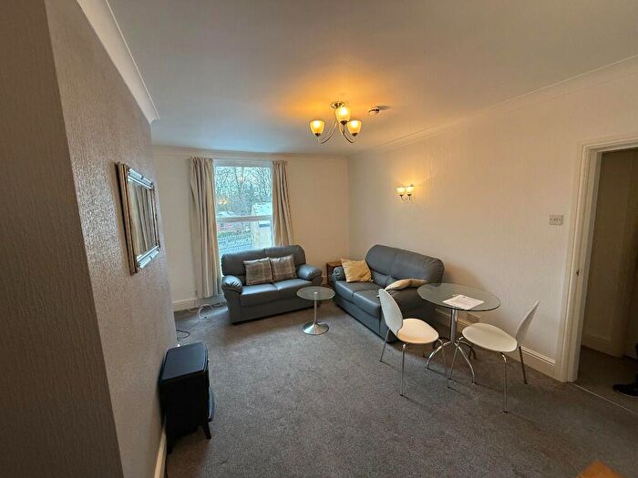 1 Bedroom Flat To Rent In St. Johns Terrace, Leeds, West Yorkshire, LS3