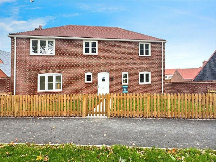 4 Bedroom Detached House For Sale In Wilfrid Street, North Baddesley, Southampton, Hampshire, SO52