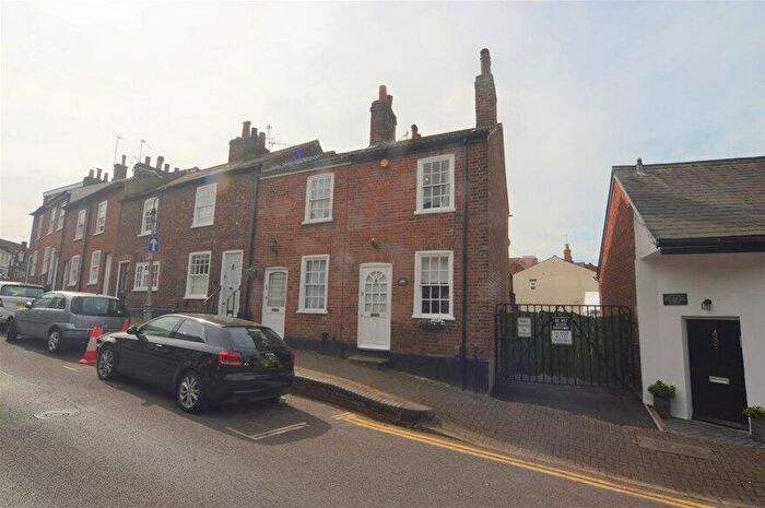 2 Bedroom House To Rent In Spencer Street, St Albans, AL3