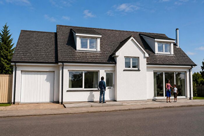 3 Bedroom House For Sale In Caulfield Road North, Resaurie, Smithton, IV2