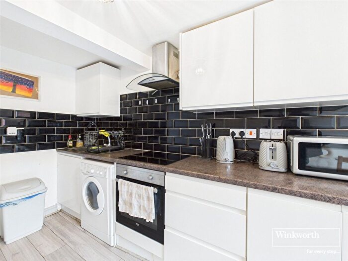 2 Bedroom Flat To Rent In Castle Street, Reading, Berkshire, RG1