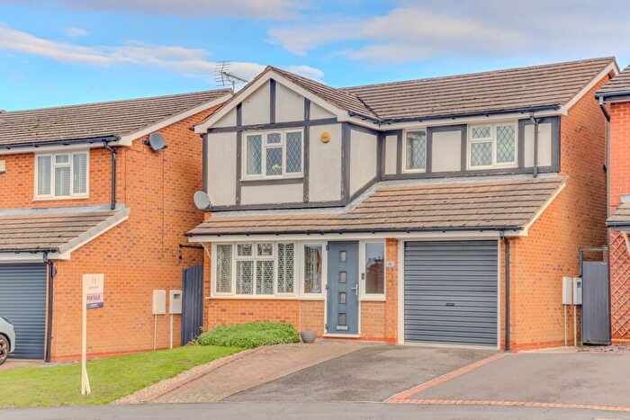 4 Bedroom Detached House For Sale In Wheatfield Close, Glenfield, LE3