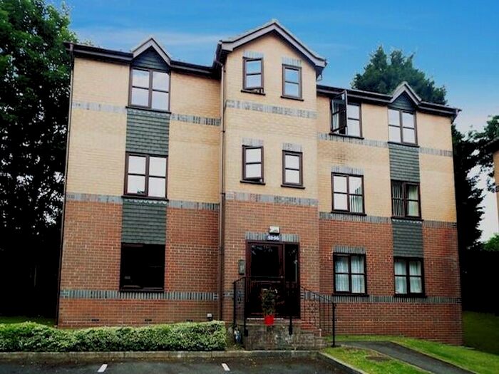 1 Bedroom Apartment To Rent In Briarswood, Winchester Road, SO16