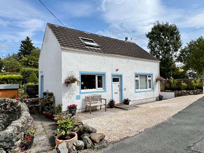 2 Bedroom Detached House For Sale In Burn Court, Dalry, DG7