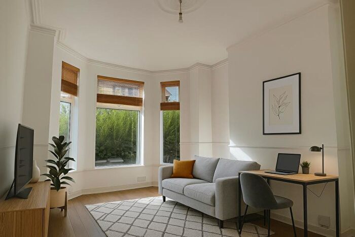 1 Bedroom Apartment To Rent In Warwick Road :: Chorlton, M21