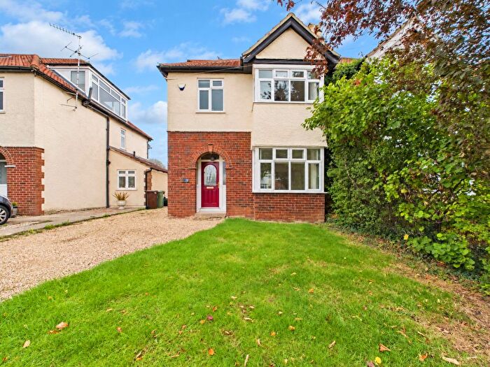 4 Bedroom Semi-detached House To Rent In Mead Road, Leckhampton, Cheltenham, GL53