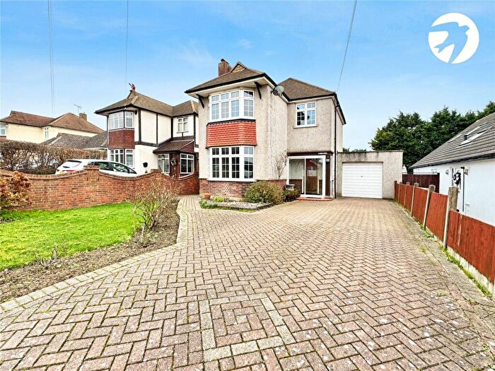 3 Bedroom Detached House For Sale In Beechenlea Lane, Swanley, Kent, BR8