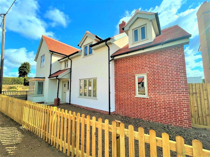 4 Bedroom Detached House For Sale In Ladbrook Meadow, Duke Street, Hintlesham, Ipswich, IP8