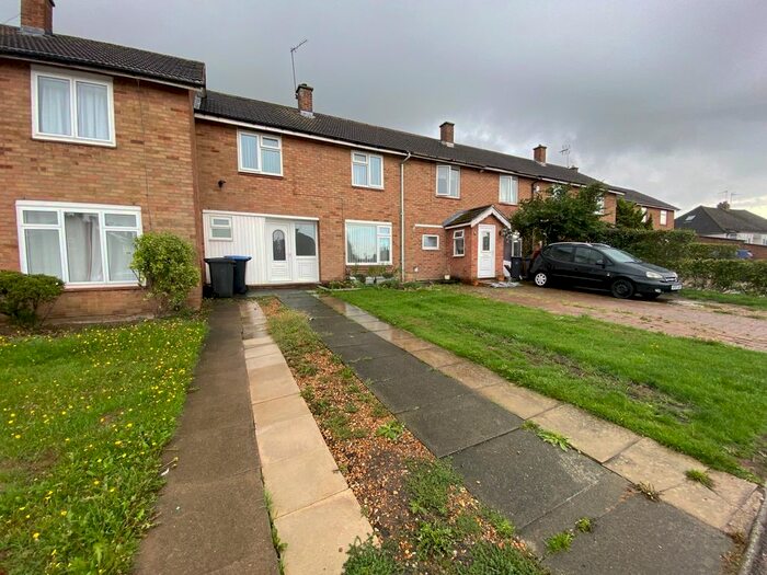 3 Bedroom Flat To Rent In Potters Field, Harlow, CM17