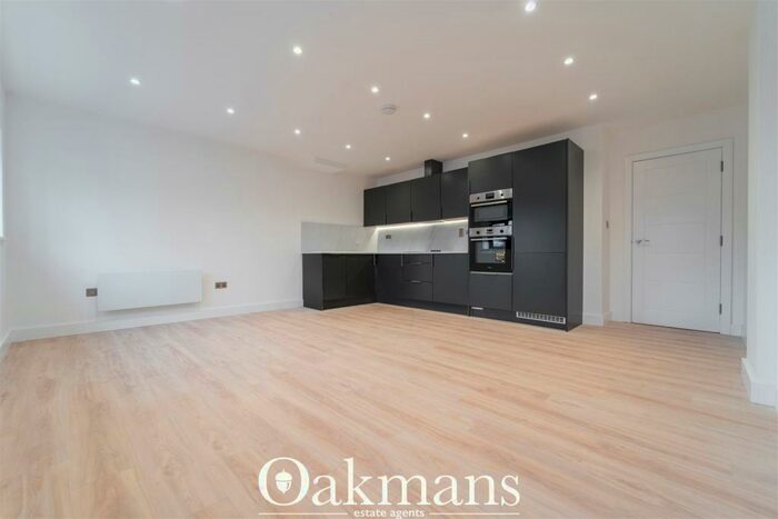 2 Bedroom Flat To Rent In Treadwell Court, Stratford Road, Shirley, B90