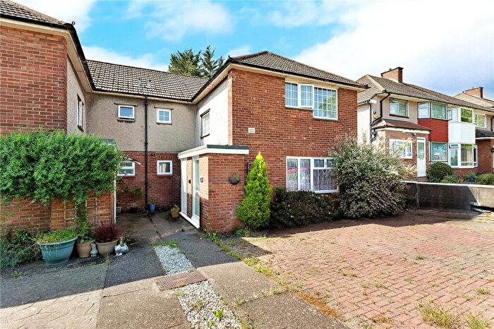 2 Bedroom Maisonette For Sale In Llanedeyrn Road, Penylan, Cardiff, CF23