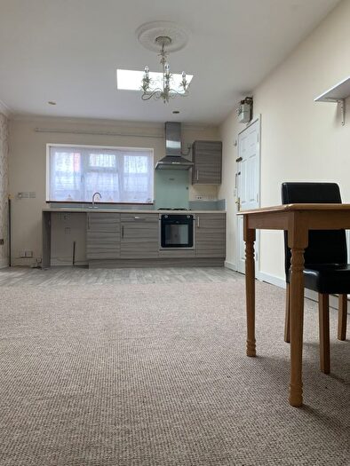 1 Bedroom Flat To Rent In High Street, Kings Heath, Birmingham, B14