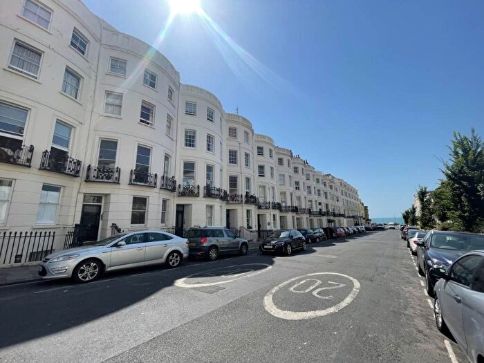 1 Bedroom Flat To Rent In Lansdowne Place, Hove, East Sussex, BN3