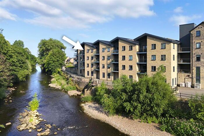 2 Bedroom Apartment For Sale In Garnett Mill, Otley, LS21