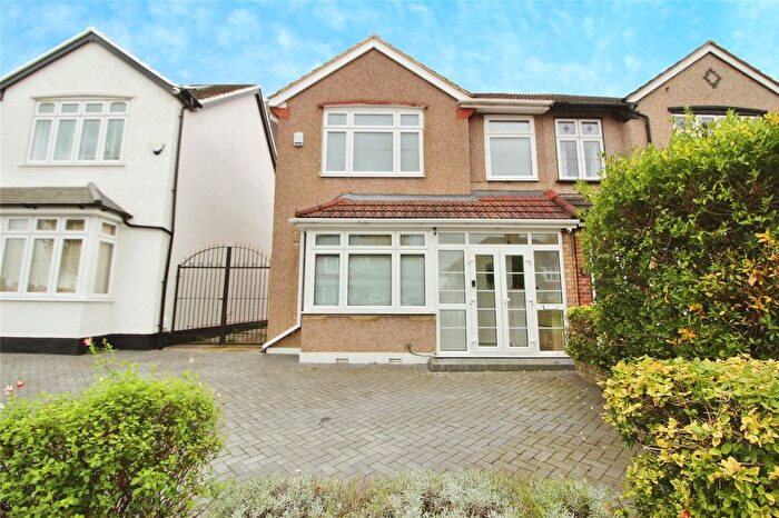 3 Bedroom Semi Detached House To Rent In Carlton Road, Gidea Park, Essex, RM2
