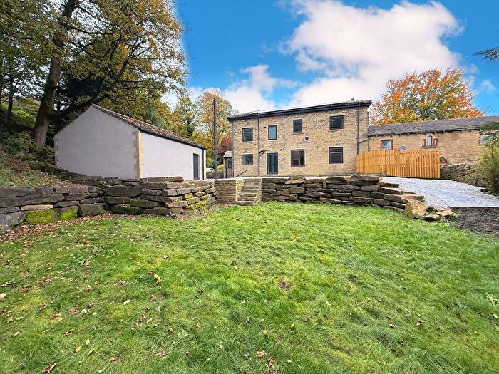 4 Bedroom Property For Sale In Ovenden Wood, Halifax, HX2