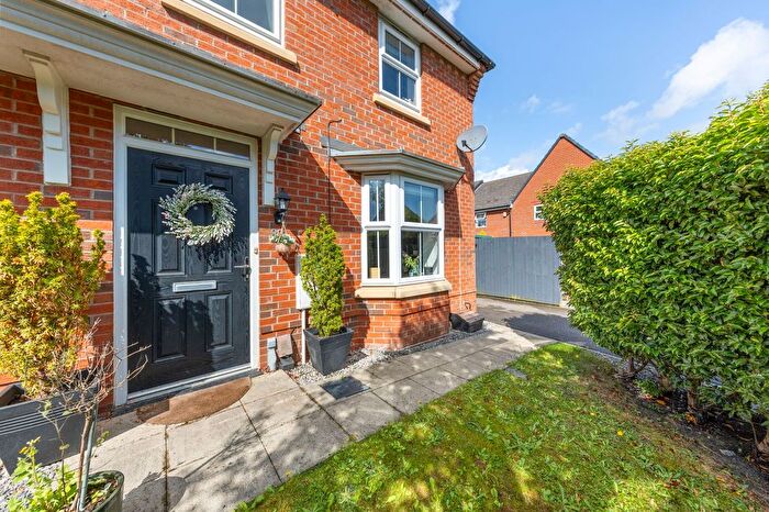 3 Bedroom Semi-Detached House For Sale In Cedar Gardens, Newton-Le-Willows, WA12