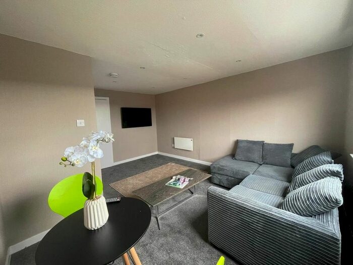 1 Bedroom Flat To Rent In Mid Road, Dundee, DD3