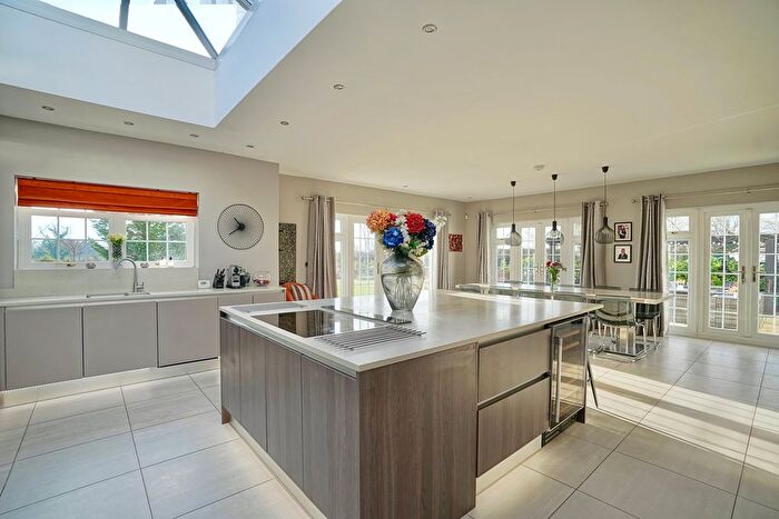 5 Bedroom Detached House For Sale In Old Ford Lane, Stonely, St Neots, PE19