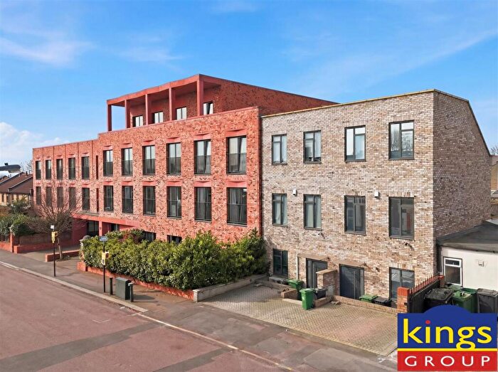 1 Bedroom Flat For Sale In Gainsford Road, London, E17