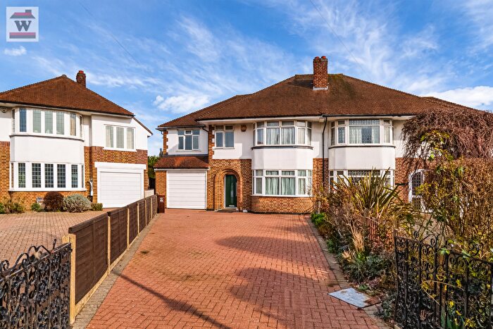 4 Bedroom Semi Detached House For Sale In Leigham Drive, Osterley, TW7