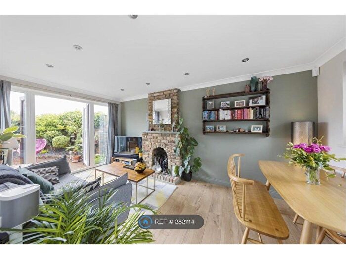 1 Bedroom End Terrace House To Rent In Abbey Mews, London, E17