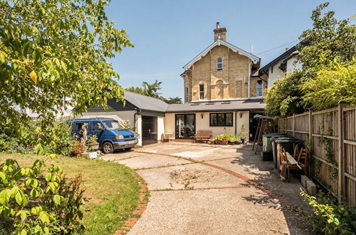 4 Bedroom Semi Detached House For Sale In Wokingham Road, Reading, Berkshire, RG6