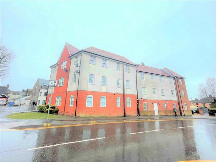 1 Bedroom Apartment To Rent In Silkweaver Heights, William Hunter Way, Brentwood, CM14