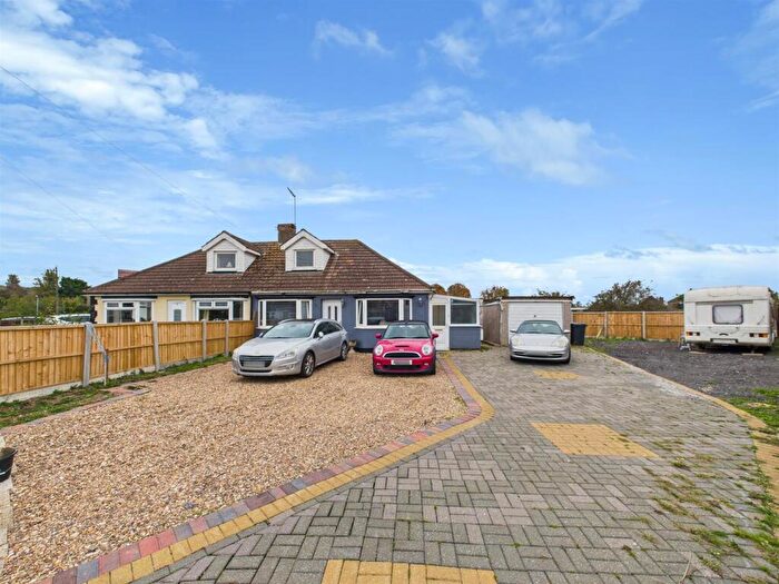 3 Bedroom Semi-Detached Bungalow For Sale In Byron Road, Mablethorpe, LN12
