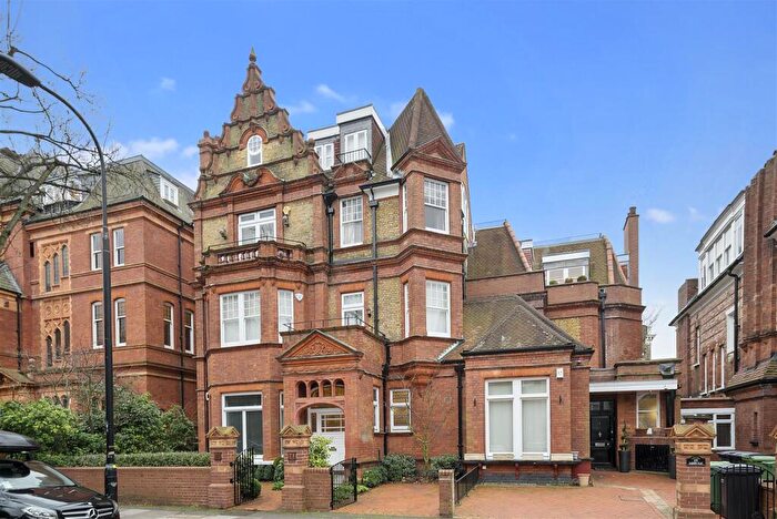 2 Bedroom Flat To Rent In Eton Avenue, Hampstead, NW3