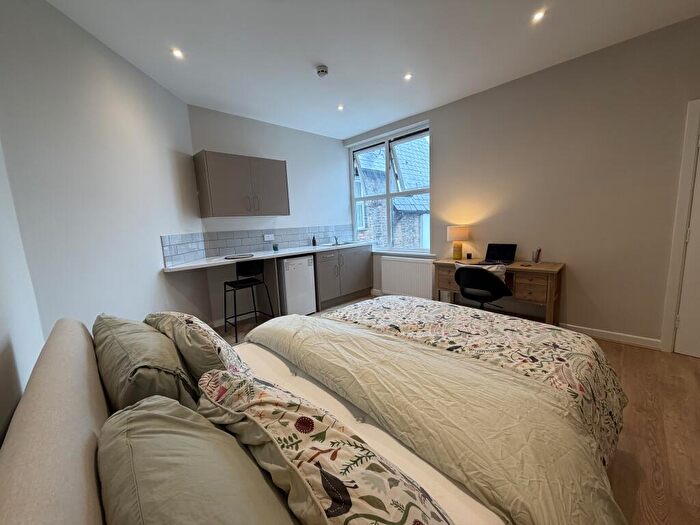 Studio To Rent In Hathersage Road, Manchester, M13