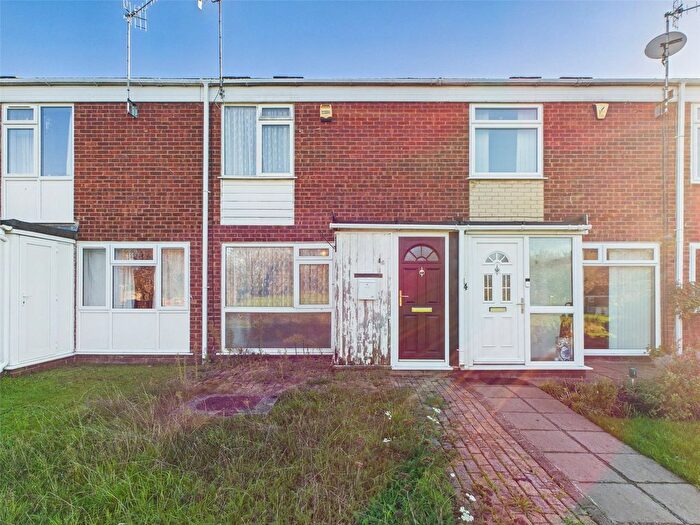 3 Bedroom Terraced House For Sale In Tamar Close, Worcester, Worcestershire, WR5