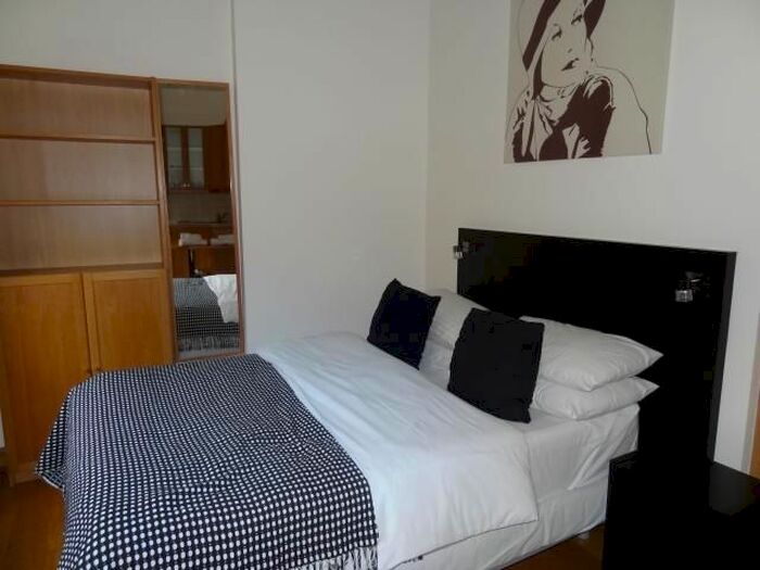 Studio To Rent In Cartwright Gardens, Bloomsbury, London, WC1H