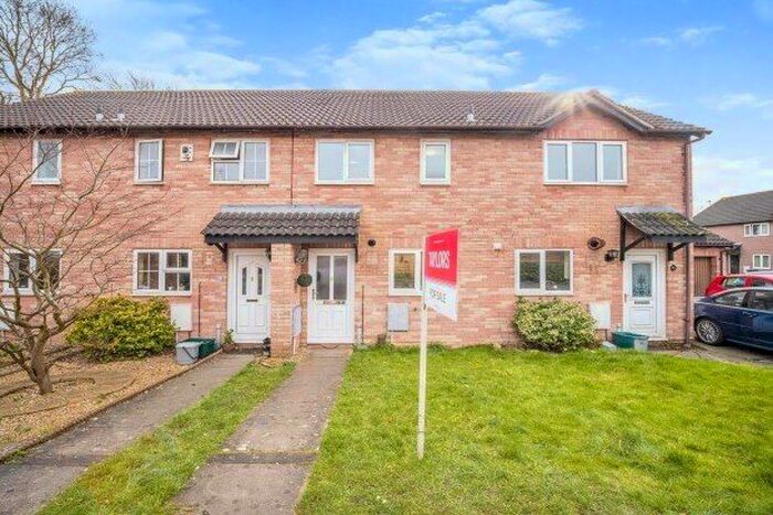 2 Bedroom Terraced House To Rent In Broad Croft, Bristol, BS32