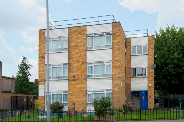 1 Bedroom Flat To Rent In Ashville Road, Leytonstone, London, E11