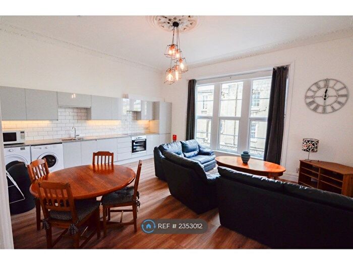 4 Bedroom Flat To Rent In Cotham Hill, Bristol, BS6