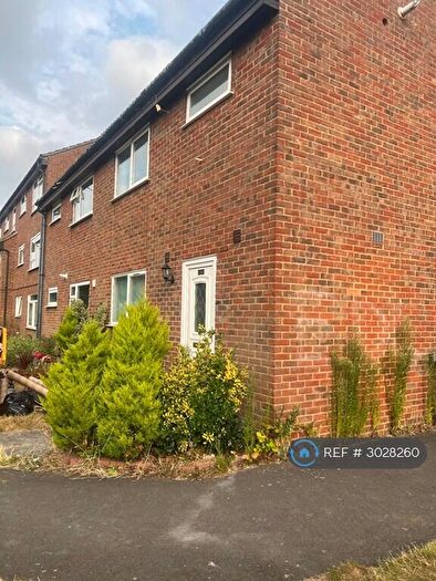 3 Bedroom End Of Terrace House To Rent In Sunderland Road, Sandy, SG19