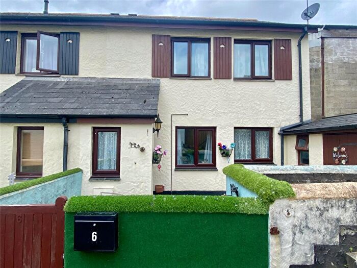 2 Bedroom End Of Terrace House For Sale In Old Inn, Well Street, Torrington, EX38